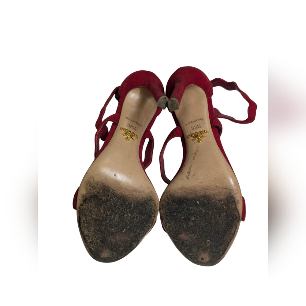 Prada Red Scalloped Suede Heels 38.5 - Picture 10 of 16